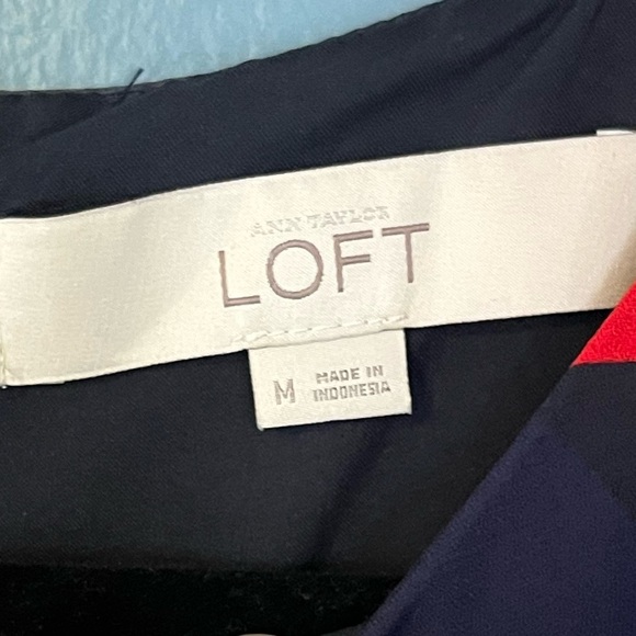 Ann Taylor LOFT floral dress, long sleeve. Dark purple red gray. Women’s Medium - Picture 2 of 5